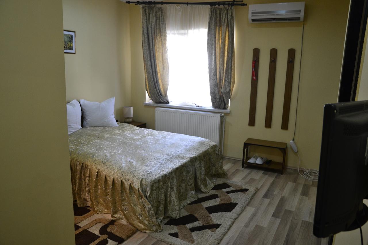 Porto Franco Residence Brăila Esterno foto
