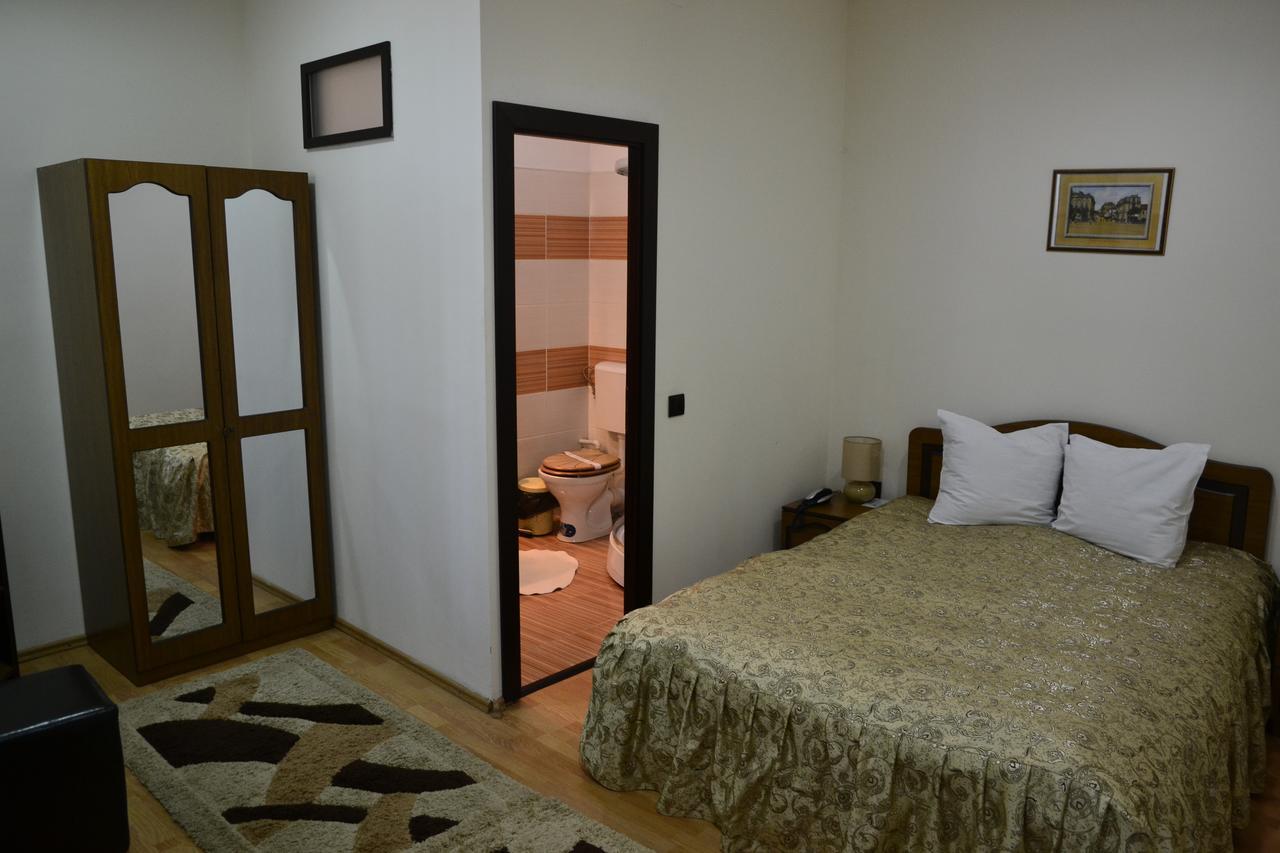 Porto Franco Residence Brăila Esterno foto