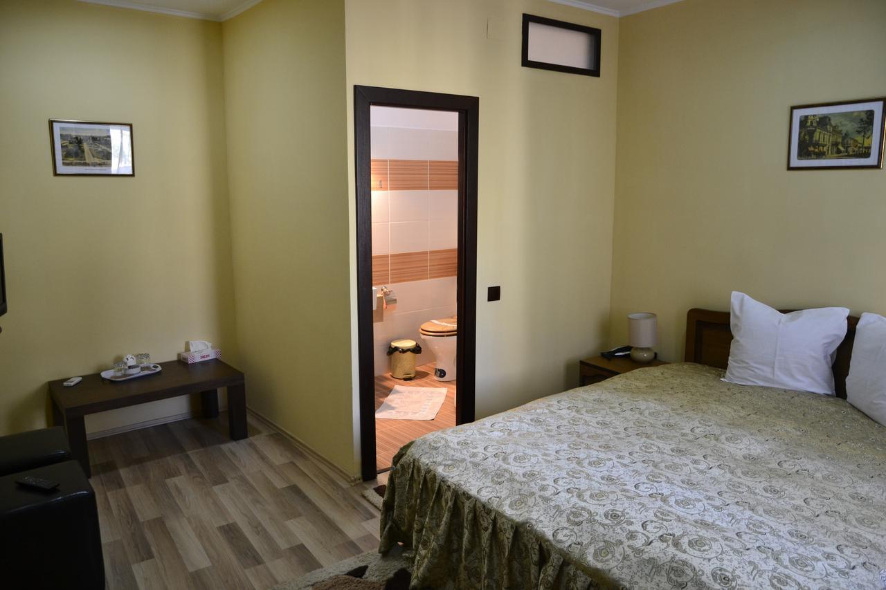 Porto Franco Residence Brăila Esterno foto